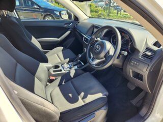 2017 Mazda CX-5 KE1072 Maxx SKYACTIV-Drive FWD Crystal White Pearl 6 Speed Sports Automatic Wagon