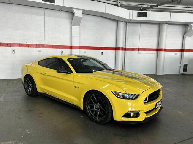 Used Ford Mustang FM 2017MY GT Fastback Clontarf, 2017 Ford Mustang FM 2017MY GT Fastback Yellow 6 Speed Manual Fastback