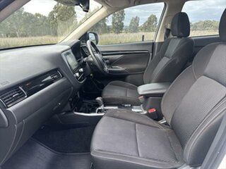 2019 Mitsubishi Outlander ZL MY20 ES 2WD ADAS Wicked White 6 Speed Constant Variable Wagon
