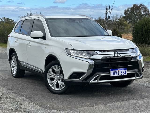 Used Mitsubishi Outlander ZL MY20 ES 2WD ADAS Kenwick, 2019 Mitsubishi Outlander ZL MY20 ES 2WD ADAS Wicked White 6 Speed Constant Variable Wagon
