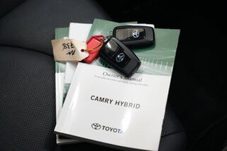 2019 Toyota Camry AXVH71R SL White 6 Speed Constant Variable Sedan Hybrid