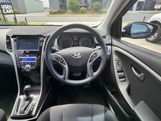 2016 Hyundai i30 GD4 Series II MY17 SR Phantom Black 6 Speed Sports Automatic Hatchback