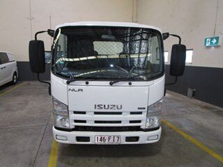 2010 Isuzu NLR 150 White Truck 3.0l