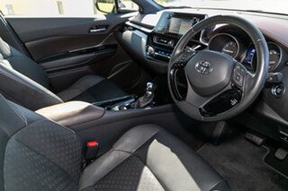 2019 Toyota C-HR Crystal Pearl & Black Roof Wagon