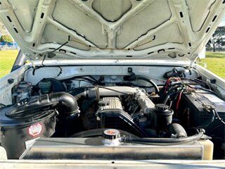 1990 Toyota Landcruiser HZJ75RP (4x4) White 5 Speed Manual 4x4 Cab Chassis