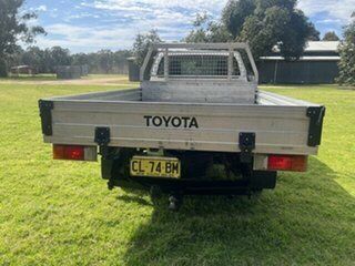 2017 Toyota Hilux TGN121R Workmate Glacier White 6 Speed Automatic Cab Chassis