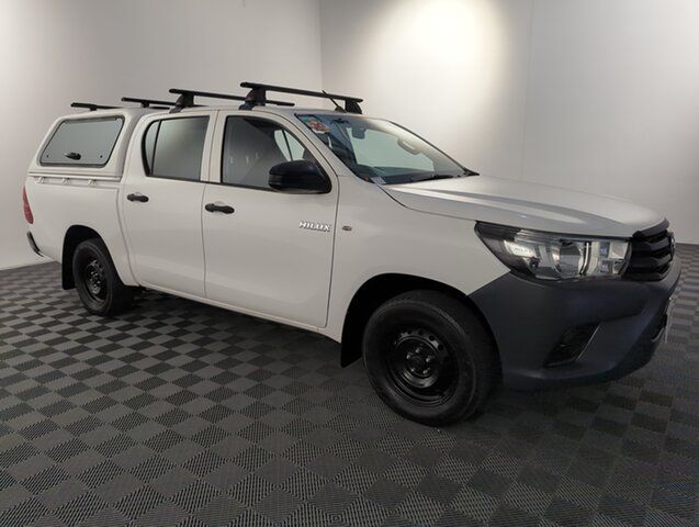 Used Toyota Hilux GUN122R Workmate Double Cab 4x2 Acacia Ridge, 2018 Toyota Hilux GUN122R Workmate Double Cab 4x2 Glacier White 5 speed Manual Utility