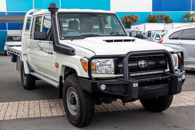 Used Toyota Landcruiser VDJ79R Workmate Double Cab Robina, 2022 Toyota Landcruiser VDJ79R Workmate Double Cab White 5 speed Manual Cab Chassis