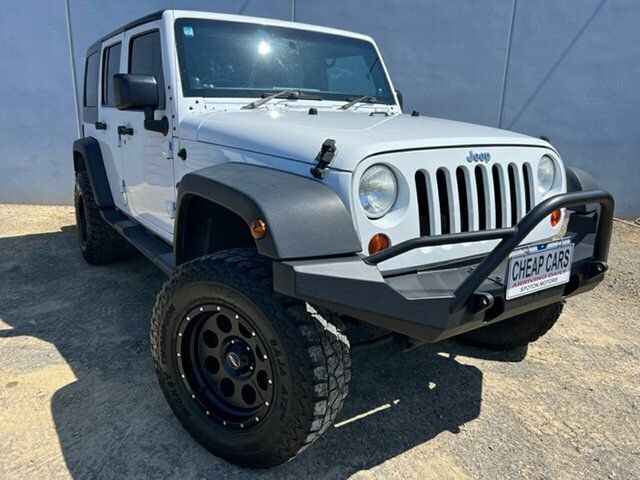 Used Jeep Wrangler Unlimited JK MY13 Renegade Sport (4x4) Hoppers Crossing, 2012 Jeep Wrangler Unlimited JK MY13 Renegade Sport (4x4) White 6 Speed Manual Hardtop