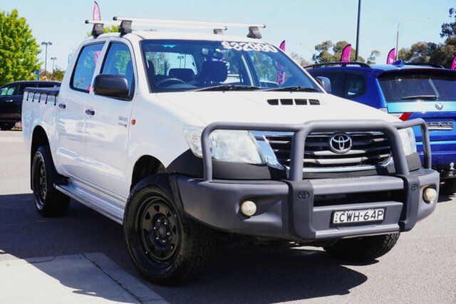 Used Toyota Hilux KUN26R MY14 SR Double Cab Phillip, 2014 Toyota Hilux KUN26R MY14 SR Double Cab White 5 Speed Manual Utility