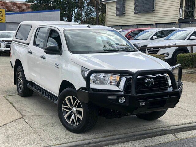 Used Toyota Hilux GUN126R SR Double Cab Chermside, 2020 Toyota Hilux GUN126R SR Double Cab White 6 Speed Sports Automatic Utility