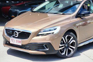 2017 Volvo V40 Cross Country M Series MY17 D4 Adap Geartronic Inscription Bronze 8 Speed.