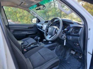 2019 Toyota Hilux Hilux 4x4 SR 2.8L T Diesel Automatic Double Cab C/C Glacier White Automatic
