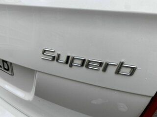 2011 Skoda Superb 3T MY11 Elegance DSG 125TDI White 6 Speed Sports Automatic Dual Clutch Wagon