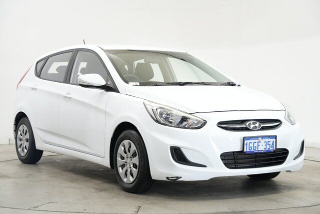 Used Hyundai Accent RB4 MY17 Active Victoria Park, 2017 Hyundai Accent RB4 MY17 Active Crystal White 6 Speed Constant Variable Hatchback