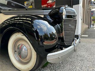 1937 Chrysler Imperial C14 Touring Sedan Black 3 Speed Manual Sedan