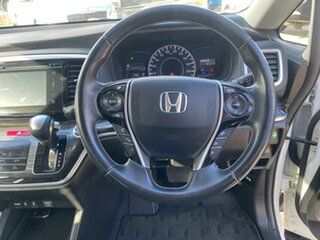 2013 Honda Odyssey VTi-L White Constant Variable Wagon