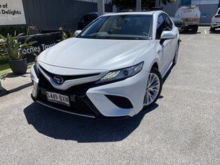 2018 Toyota Camry AXVH71R SL Frosted White 6 Speed Constant Variable Sedan Hybrid