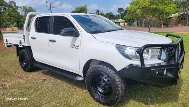 Pre-Owned Toyota Hilux GUN126R SR Double Cab Darwin, 2020 Toyota Hilux GUN126R SR Double Cab Glacier White 6 Speed Automatic Dual Cab Chassis