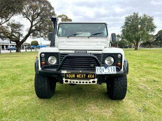 2000 Land Rover Defender 110 TD5 (4x4) White 5 Speed Manual 4x4 Wagon