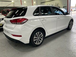 2020 Hyundai i30 PD.V4 MY21 White 6 Speed Automatic Hatchback