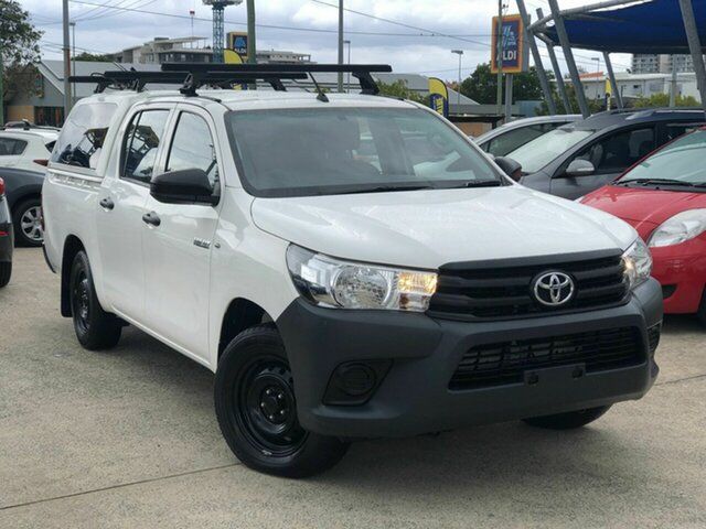 Used Toyota Hilux GUN122R Workmate Double Cab 4x2 Chermside, 2019 Toyota Hilux GUN122R Workmate Double Cab 4x2 White 5 Speed Manual Utility