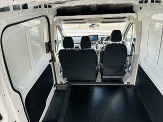 New DELIVER 9 MWB Mid Roof AT - Option Pack