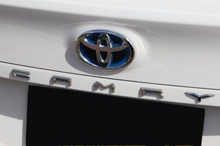 2019 Toyota Camry AXVH71R Ascent Super White 6 Speed Sedan Hybrid
