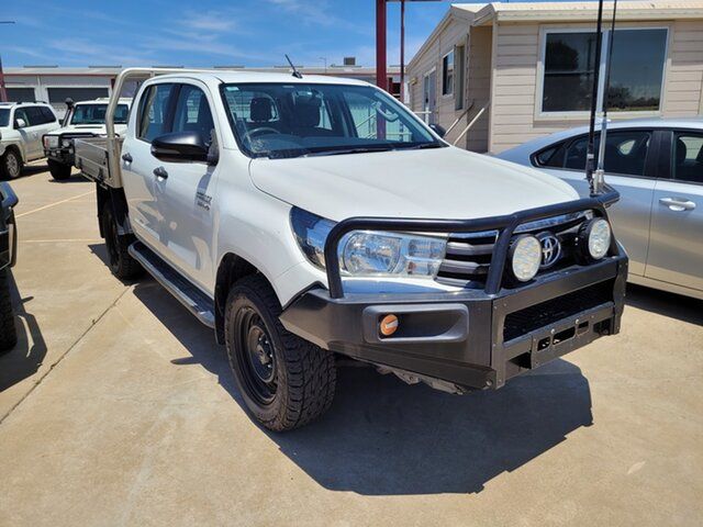 Pre-Owned Toyota Hilux GUN126R SR Double Cab Goondiwindi, 2018 Toyota Hilux GUN126R SR Double Cab White 6 Speed Sports Automatic Cab Chassis