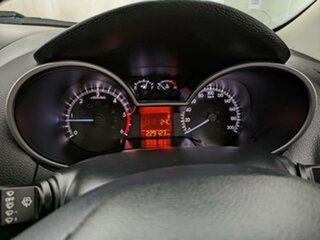2015 Mazda BT-50 UR0YF1 XT White 6 Speed Manual Utility