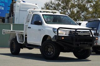2017 Toyota Hilux GUN126R SR White 6 Speed Sports Automatic Cab Chassis.