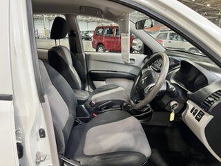 2013 Mitsubishi Triton MN MY13 GLX Double Cab White 4 Speed Sports Automatic Utility