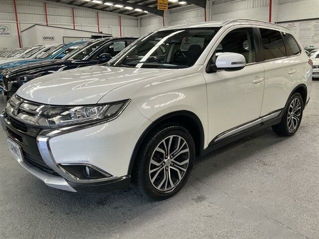 Used Mitsubishi Outlander ZL MY18.5 LS 7 Seat (2WD) Smithfield, 2018 Mitsubishi Outlander ZL MY18.5 LS 7 Seat (2WD) White Continuous Variable Wagon