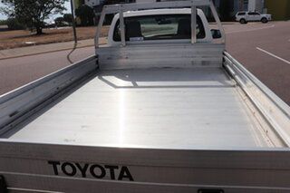 2020 Toyota Hilux TGN121R Workmate 4x2 Glacier White 5 Speed Manual Cab Chassis