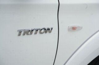 2018 Mitsubishi Triton MQ MY18 GLX Club Cab White 5 Speed Sports Automatic Cab Chassis