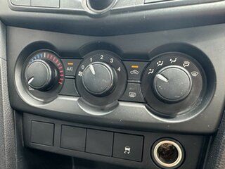 2013 Mazda BT-50 UP0YF1 XT 4x2 Hi-Rider White 6 Speed Manual Utility