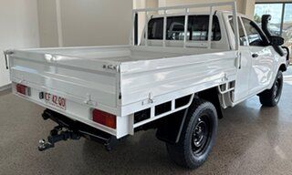 2016 Toyota Hilux GUN125R Workmate Extra Cab White 6 Speed Manual Cab Chassis.