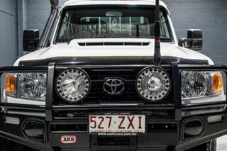 2014 Toyota Landcruiser VDJ79R MY12 Update Workmate (4x4) White 5 Speed Manual Cab Chassis