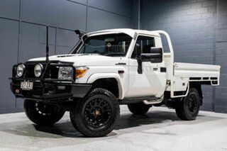 2014 Toyota Landcruiser VDJ79R MY12 Update Workmate (4x4) White 5 Speed Manual Cab Chassis.
