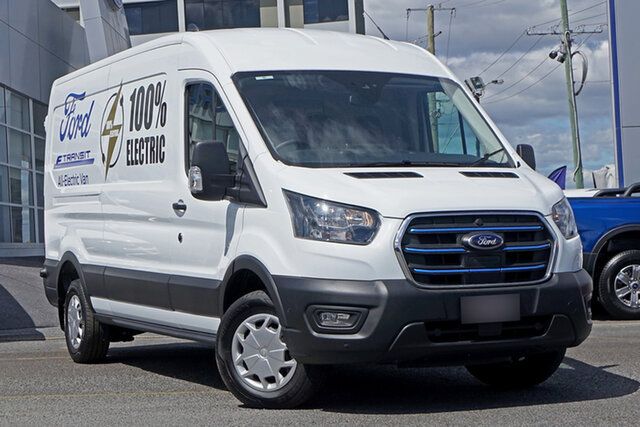 Used Ford E-Transit VO 2023.00MY 420L Mid Roof Ebbw Vale, 2022 Ford E-Transit VO 2023.00MY 420L Mid Roof Frozen White 1 Speed Reduction Gear Van