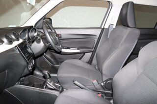 2020 Suzuki Swift AZ Series II GL Navigator White 1 Speed Constant Variable Hatchback