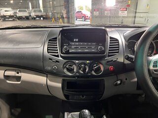 2014 Mitsubishi Triton MN MY15 GLX Double Cab White 5 Speed Manual Utility