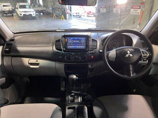 2011 Mitsubishi Triton MN MY11 GLX Double Cab White 4 Speed Automatic Utility