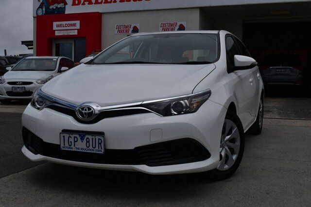 Used Toyota Corolla ZRE182R Ascent Wendouree, 2015 Toyota Corolla ZRE182R Ascent White 7 Speed CVT Auto Sequential Hatchback