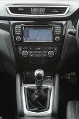 2017 Nissan Qashqai J11 TI Magnetic Red 6 Speed Manual Wagon