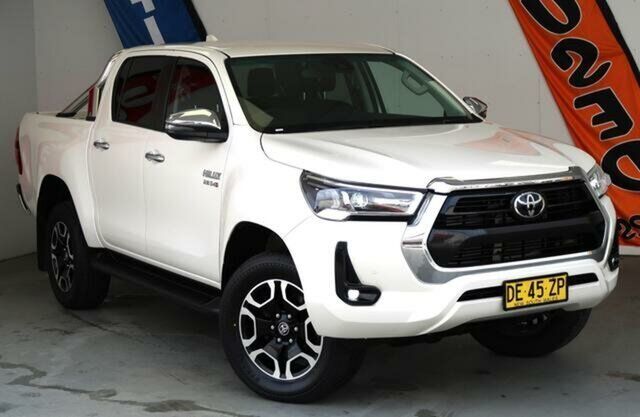 Used Toyota Hilux Belconnen, 2022 Toyota Hilux Crystal Pearl Automatic Dual Cab