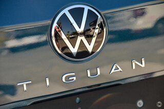 2023 Volkswagen Tiguan AX MY23 Update 162TSI R-Line Night Shade Blue Metallic 7 Speed
