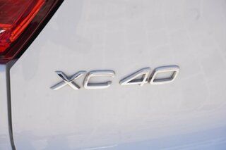 2019 Volvo XC40 XZ MY19 T4 Momentum White 8 Speed Sports Automatic Wagon