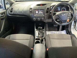 2017 Kia Cerato YD MY18 Sport White 6 Speed Auto Seq Sportshift Hatchback