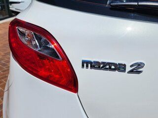 2012 Mazda 2 DE10Y2 MY12 Neo White 5 Speed Manual Hatchback